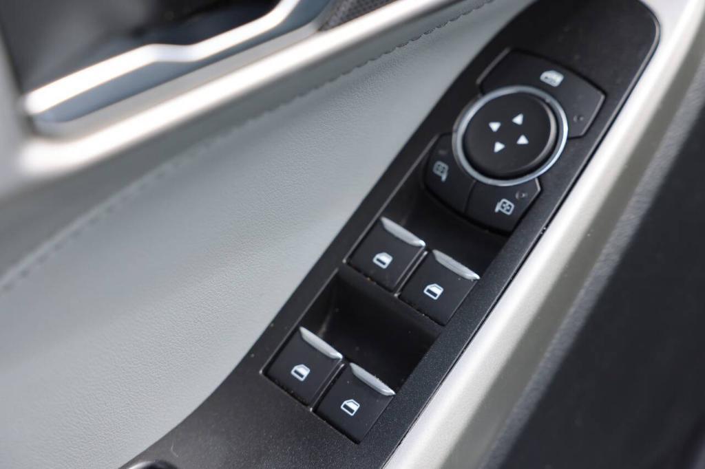 used 2022 Ford Explorer car, priced at $31,900