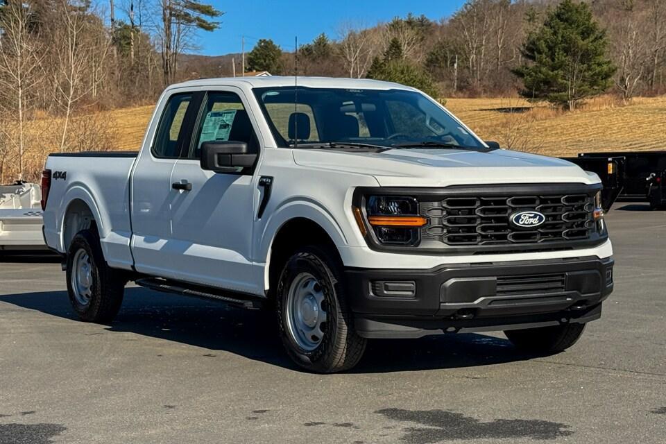 new 2025 Ford F-150 car, priced at $46,742