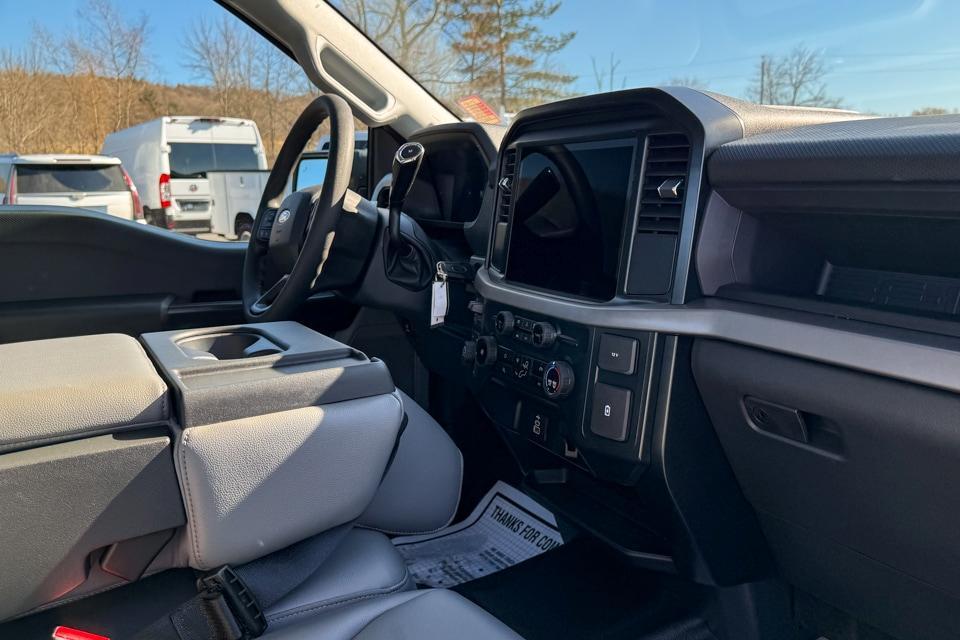 new 2025 Ford F-150 car, priced at $46,742