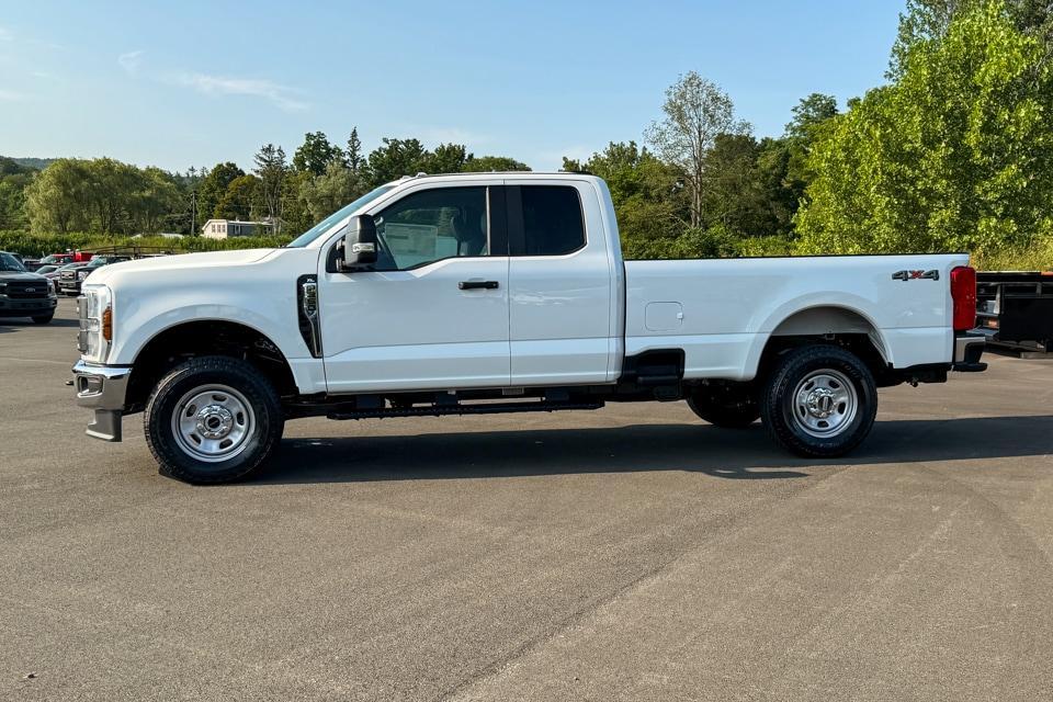 new 2025 Ford F-350 car, priced at $58,185
