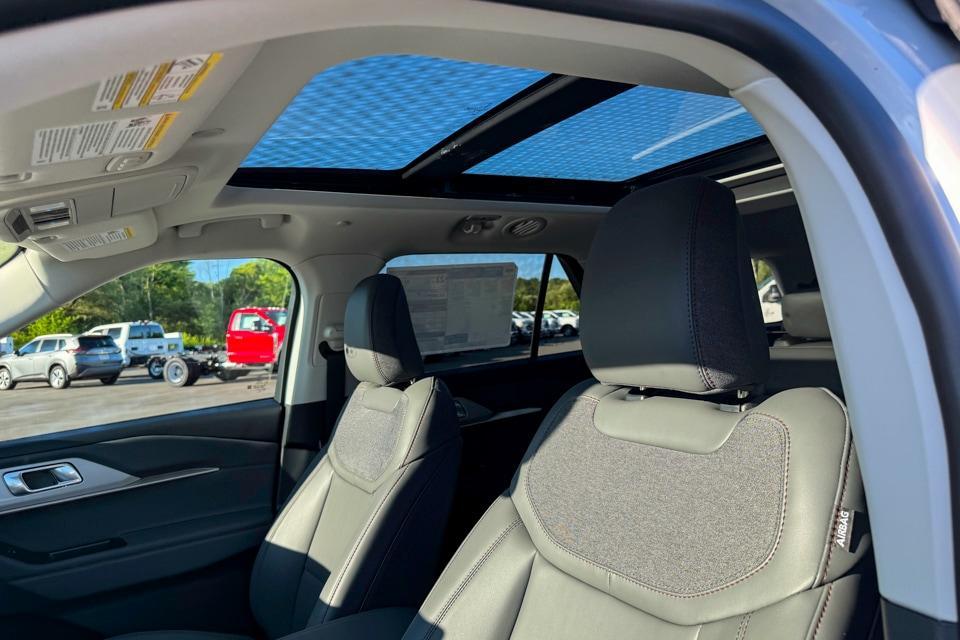new 2025 Ford Explorer car, priced at $50,515