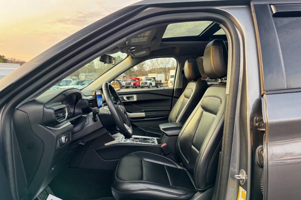 used 2021 Ford Explorer car, priced at $31,900