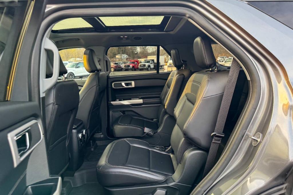 used 2021 Ford Explorer car, priced at $31,900