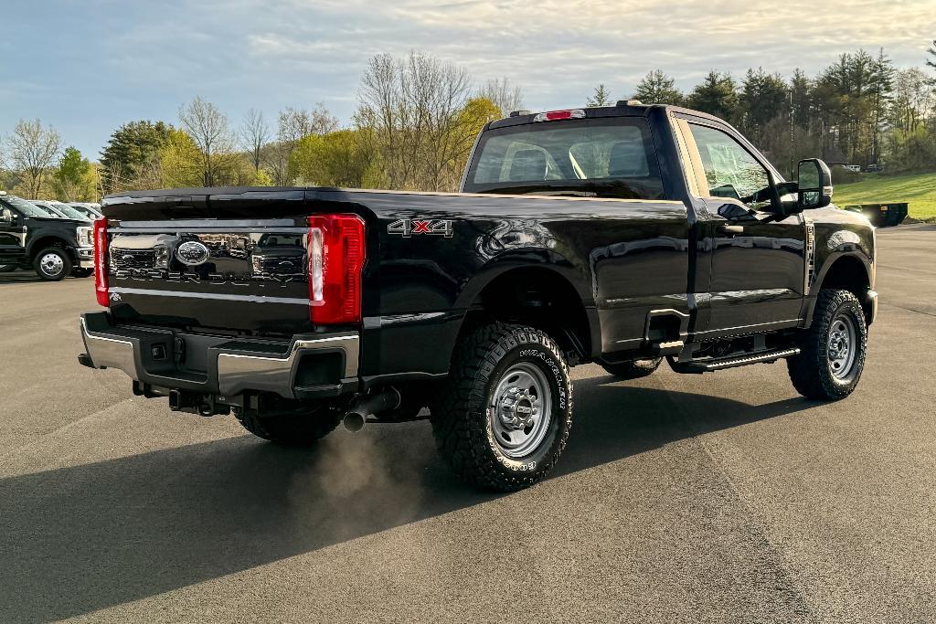new 2024 Ford F-250 car, priced at $52,670