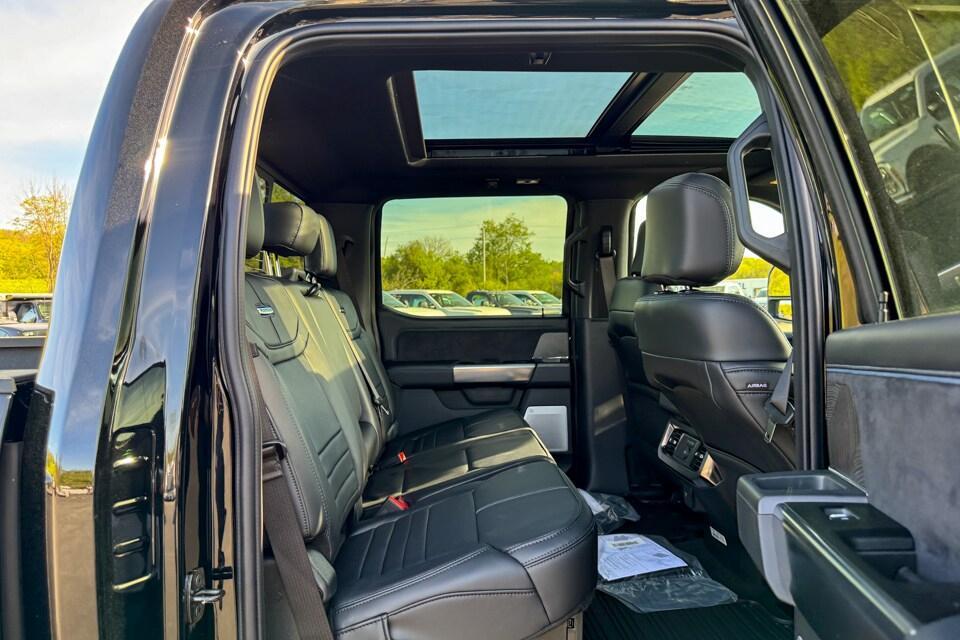 new 2025 Ford F-450 car
