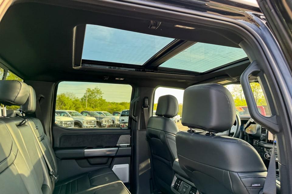 new 2025 Ford F-450 car
