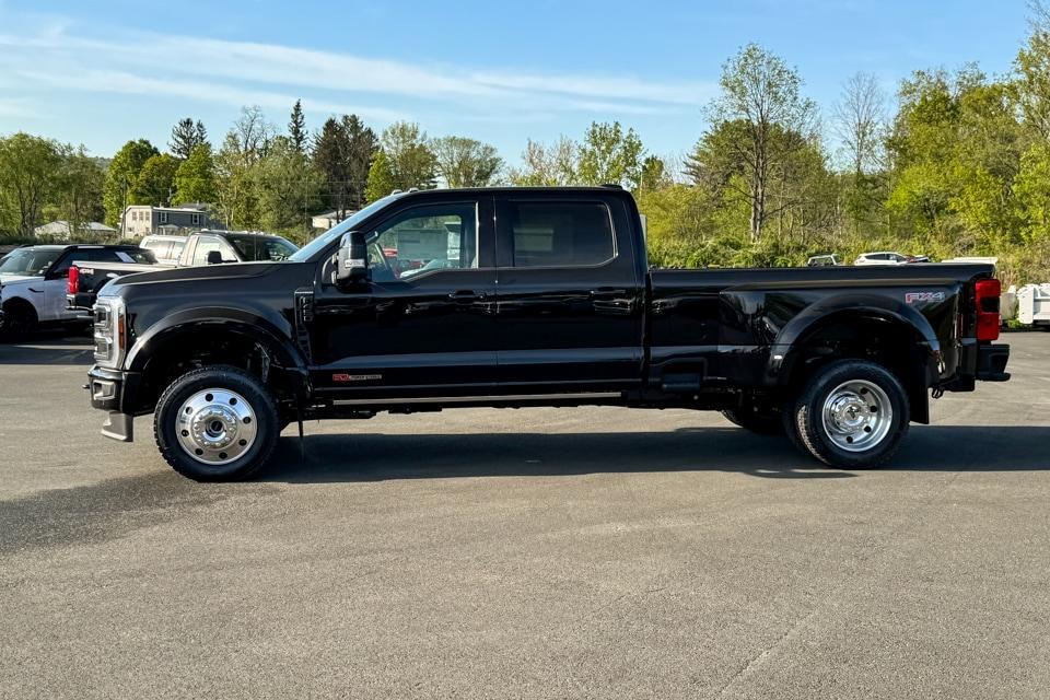 new 2025 Ford F-450 car