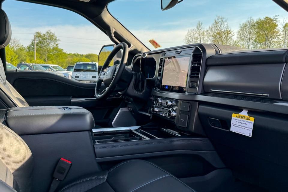 new 2025 Ford F-450 car