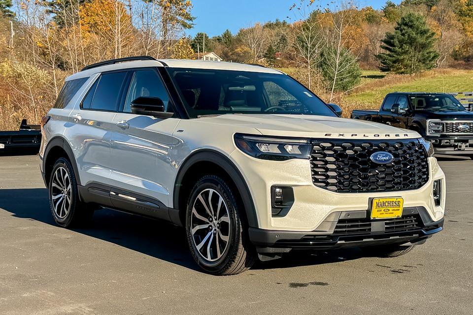 new 2025 Ford Explorer car, priced at $49,910