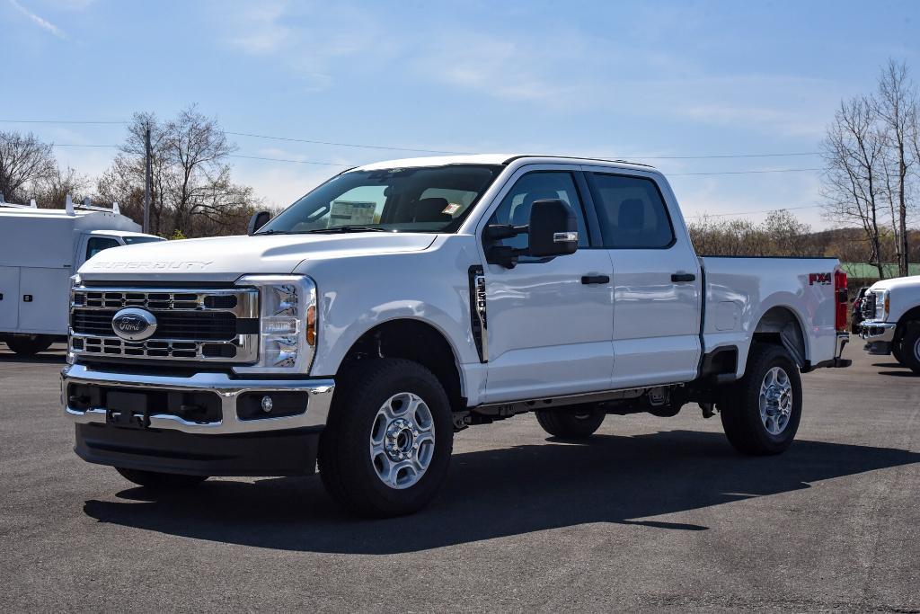 new 2025 Ford F-350 car, priced at $63,820