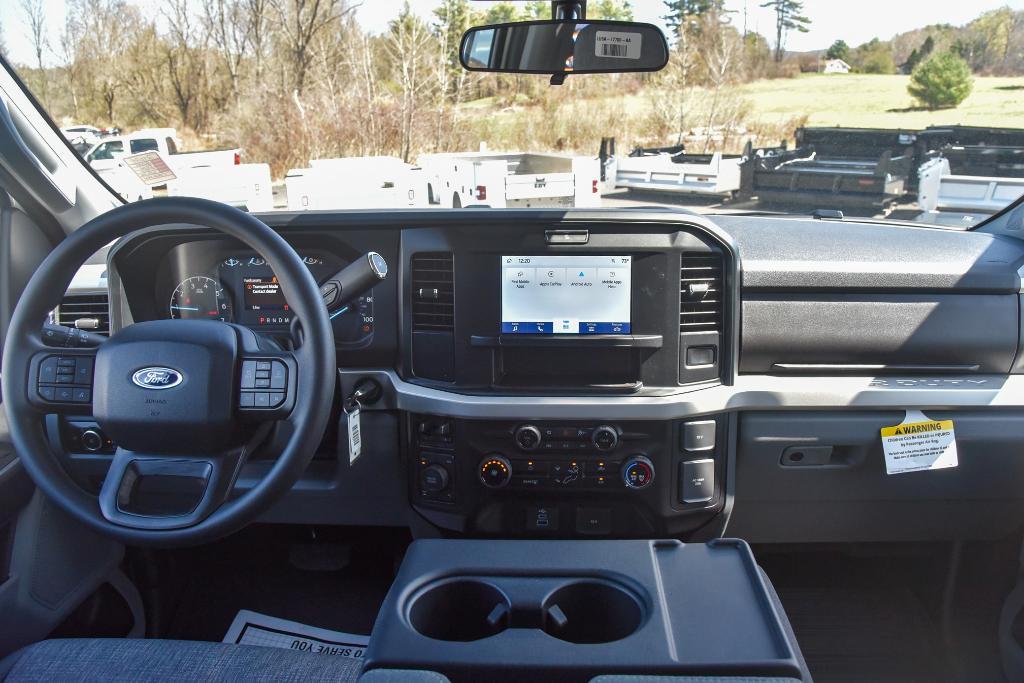 new 2025 Ford F-350 car, priced at $63,820