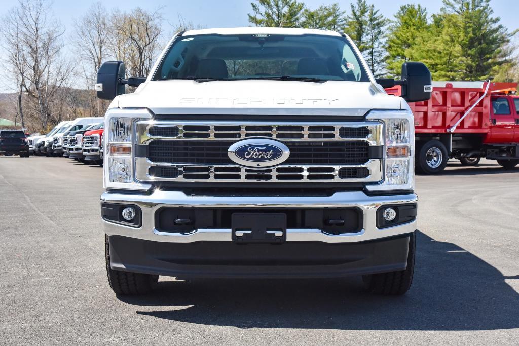 new 2025 Ford F-350 car, priced at $63,820