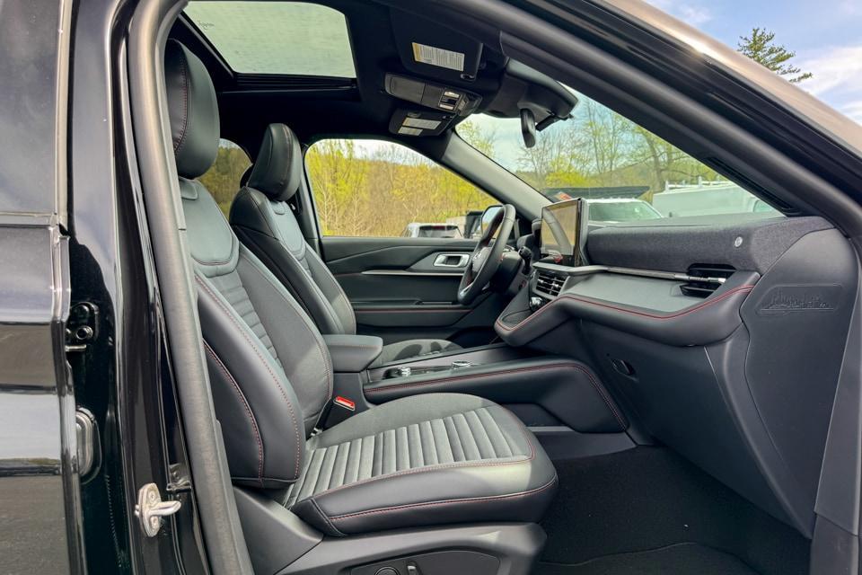 new 2025 Ford Explorer car, priced at $48,438