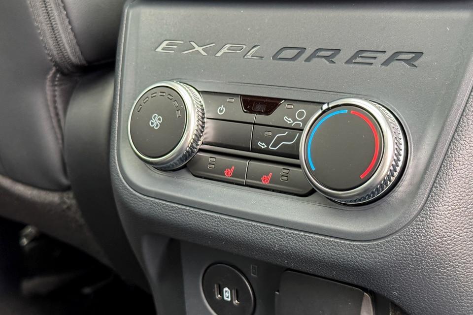 new 2025 Ford Explorer car, priced at $48,438