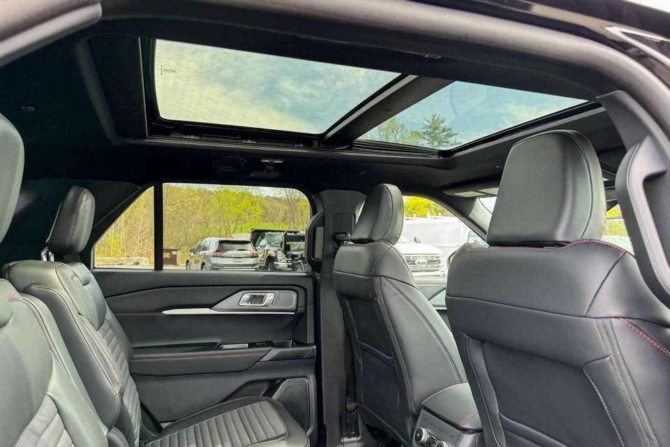 new 2025 Ford Explorer car, priced at $48,438