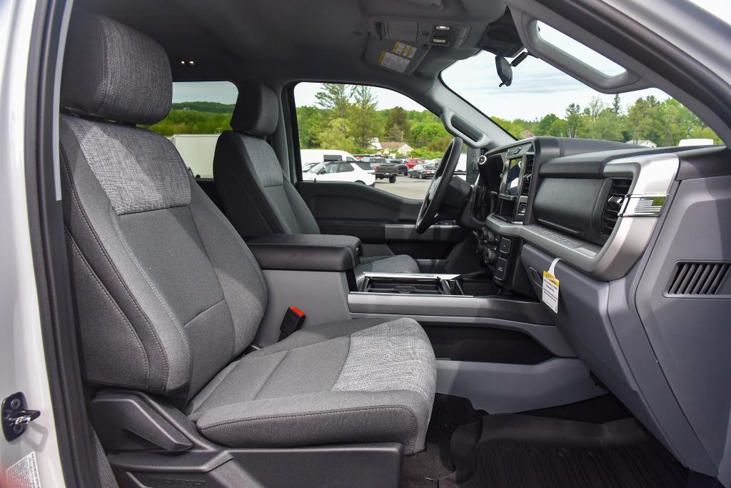 new 2025 Ford F-250 car, priced at $65,355