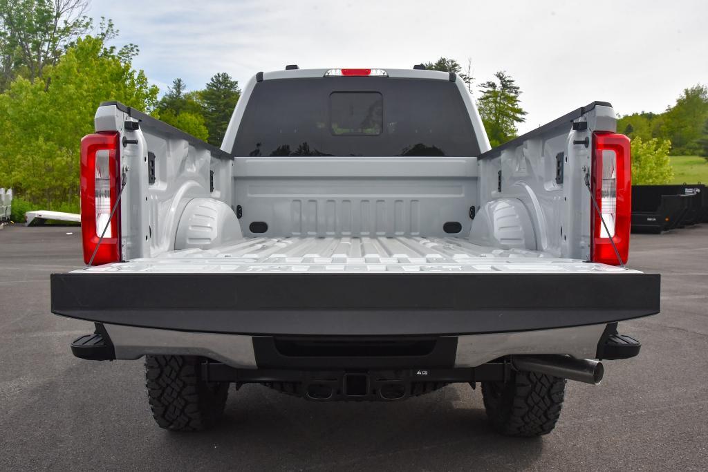 new 2025 Ford F-250 car, priced at $65,355