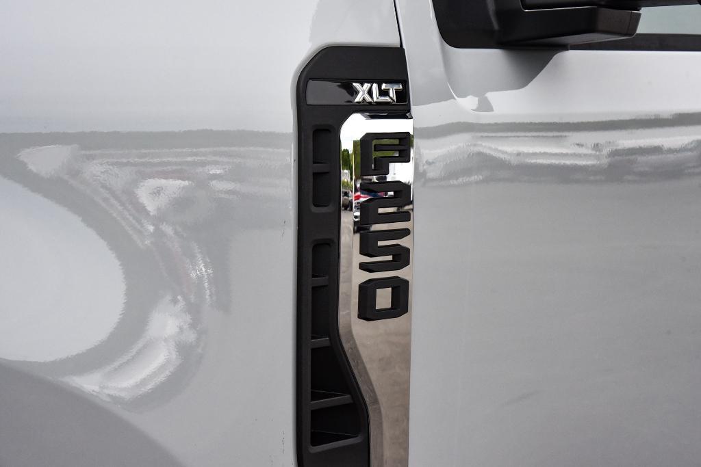 new 2025 Ford F-250 car, priced at $65,355