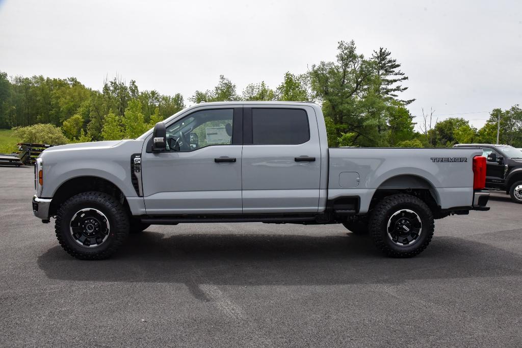 new 2025 Ford F-250 car, priced at $65,355