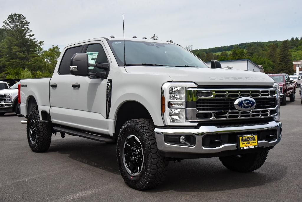 new 2025 Ford F-250 car, priced at $65,355