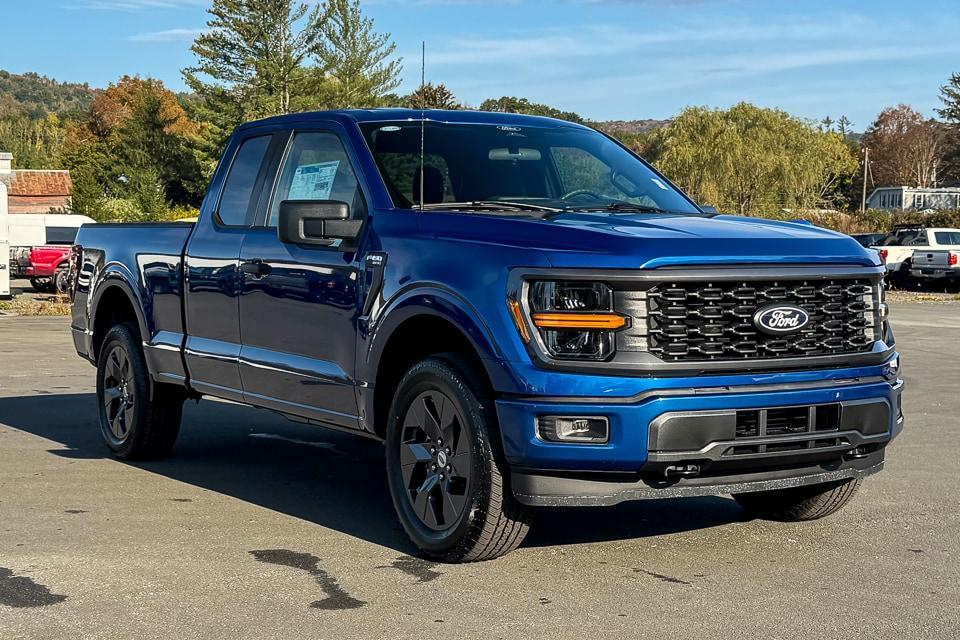 new 2025 Ford F-150 car, priced at $50,615