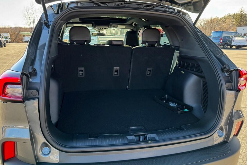 new 2025 Ford Escape car, priced at $35,825