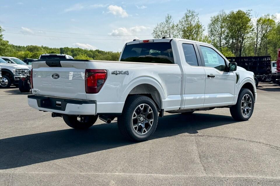 new 2025 Ford F-150 car, priced at $46,220