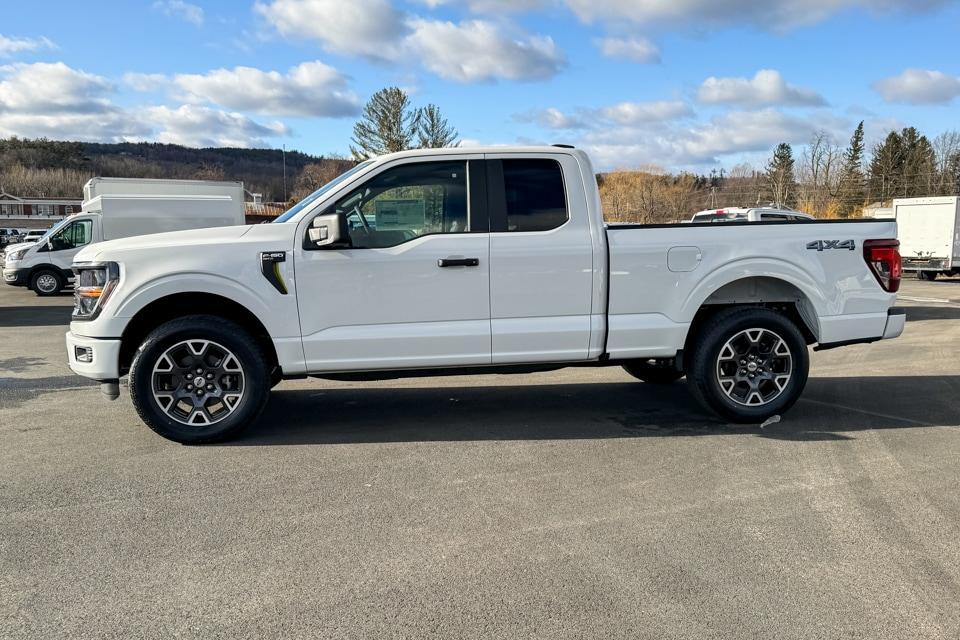 new 2025 Ford F-150 car, priced at $46,220