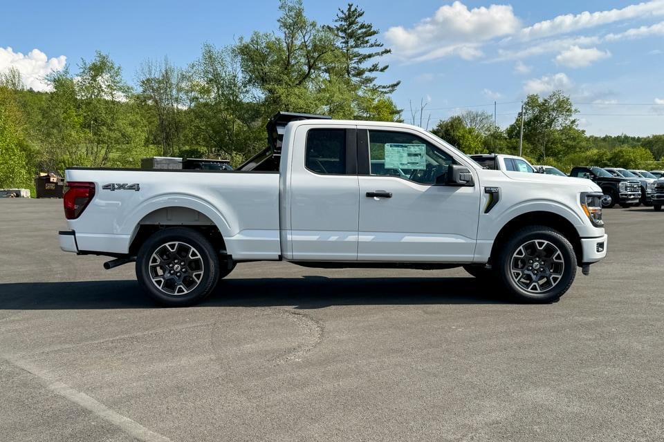 new 2025 Ford F-150 car, priced at $46,220