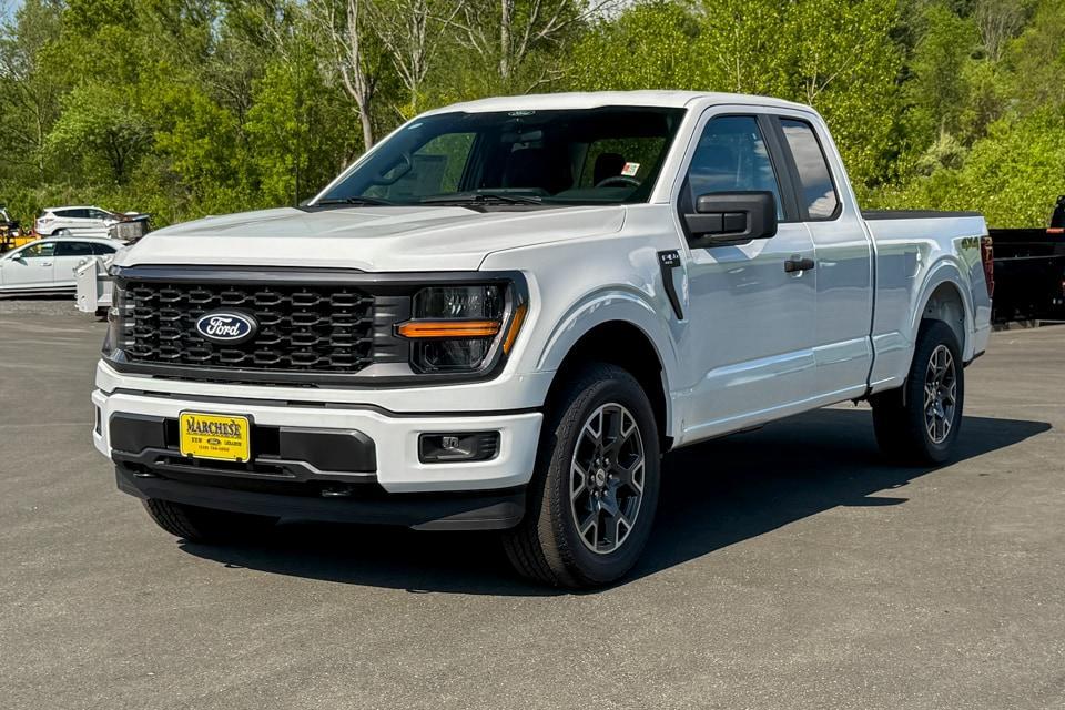 new 2025 Ford F-150 car, priced at $46,220