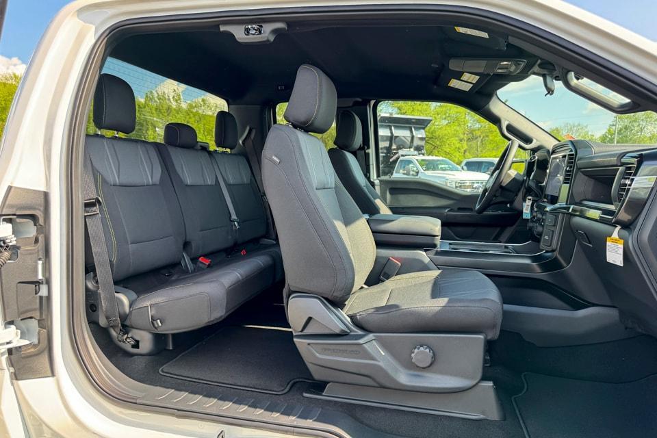 new 2025 Ford F-150 car, priced at $46,220