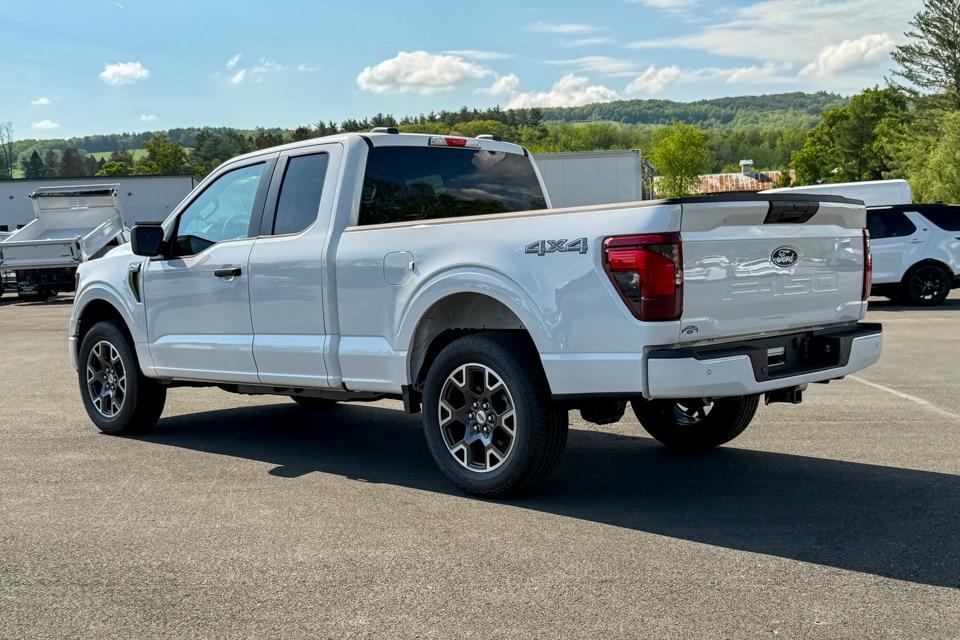 new 2025 Ford F-150 car, priced at $46,220