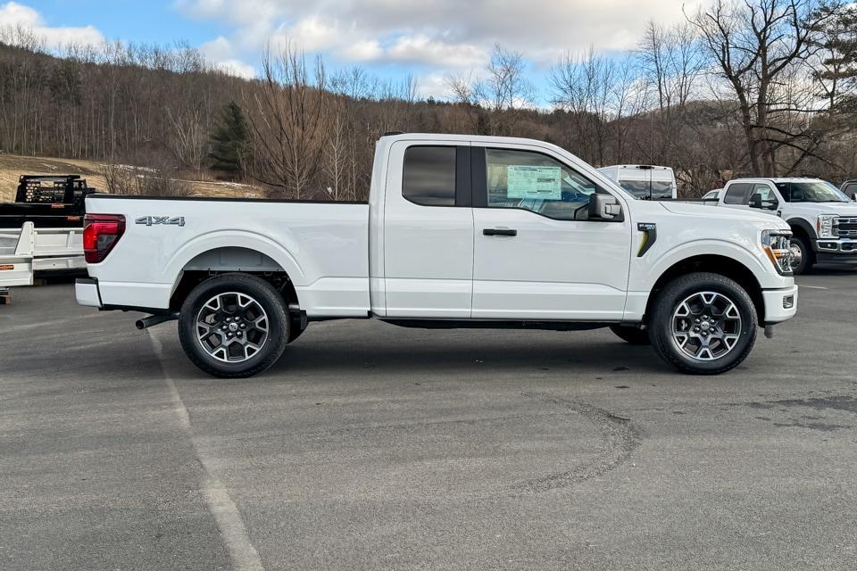 new 2025 Ford F-150 car, priced at $46,220