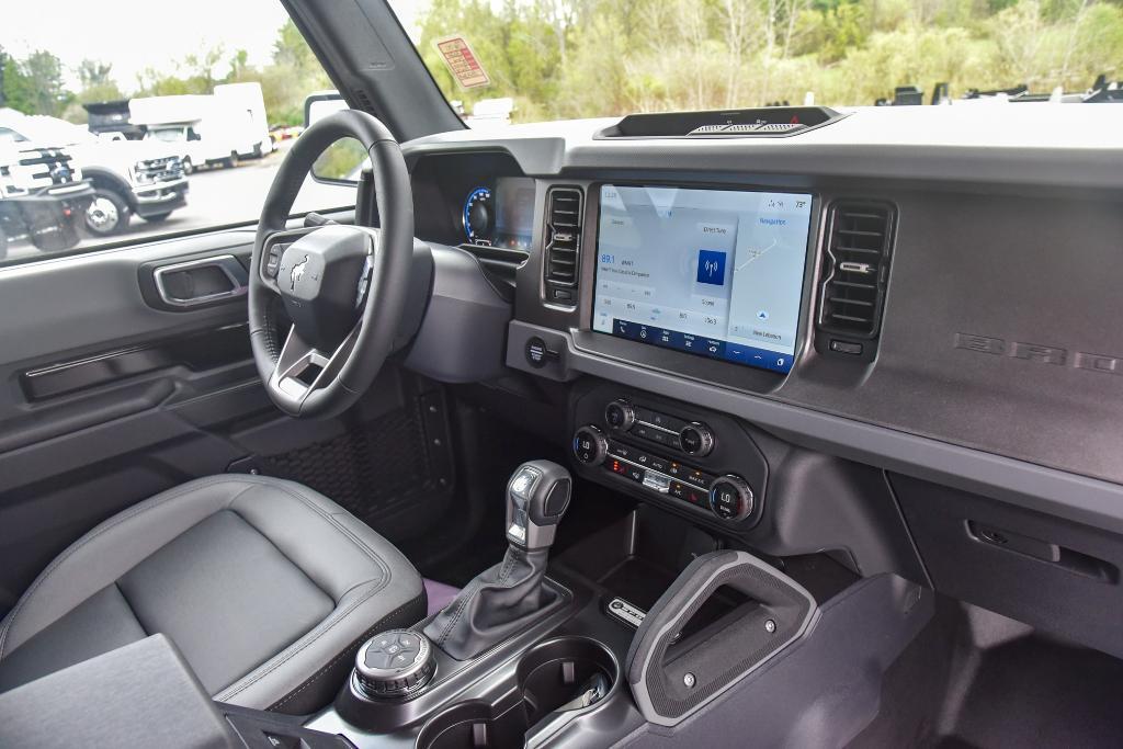 new 2024 Ford Bronco car, priced at $42,227