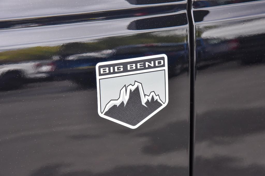 new 2024 Ford Bronco car, priced at $42,227