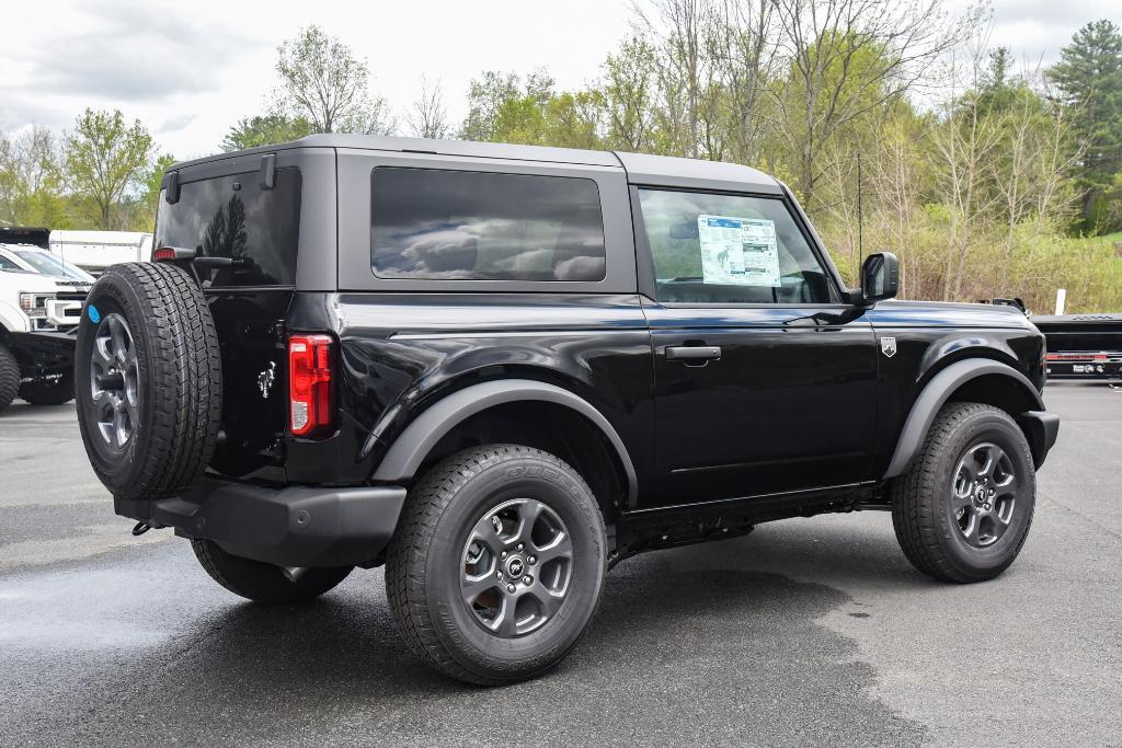 new 2024 Ford Bronco car, priced at $42,227