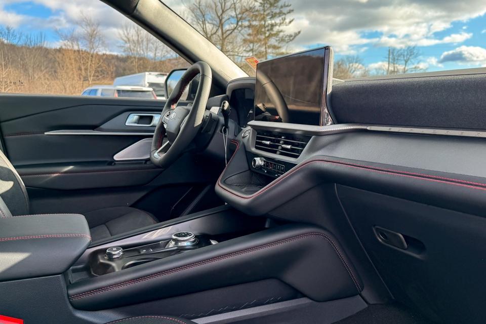 new 2025 Ford Explorer car, priced at $61,050