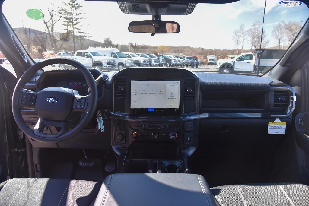new 2025 Ford F-150 car, priced at $46,082