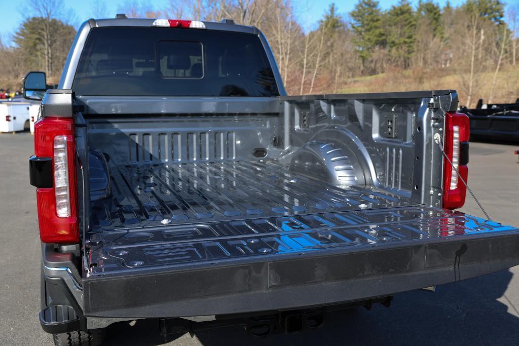 new 2025 Ford F-350 car, priced at $73,040