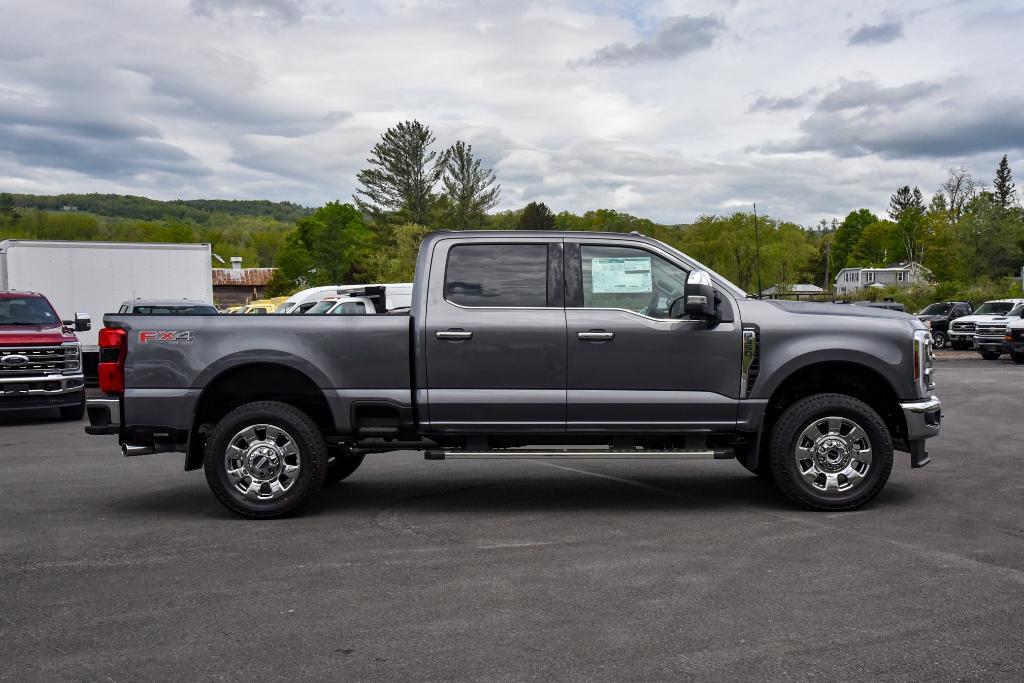 new 2025 Ford F-350 car, priced at $73,040
