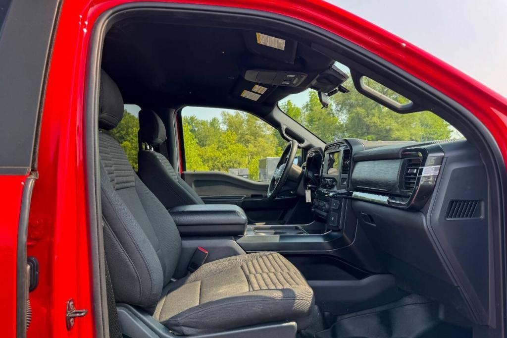 used 2021 Ford F-150 car, priced at $33,900