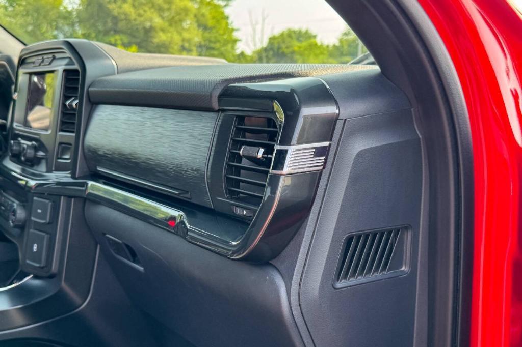 used 2021 Ford F-150 car, priced at $33,900