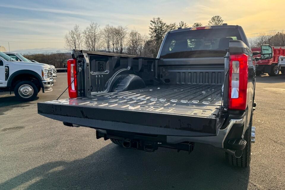 new 2025 Ford F-350 car, priced at $57,965
