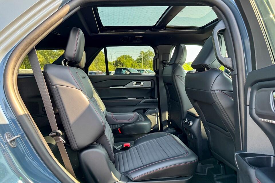 new 2025 Ford Explorer car, priced at $53,335