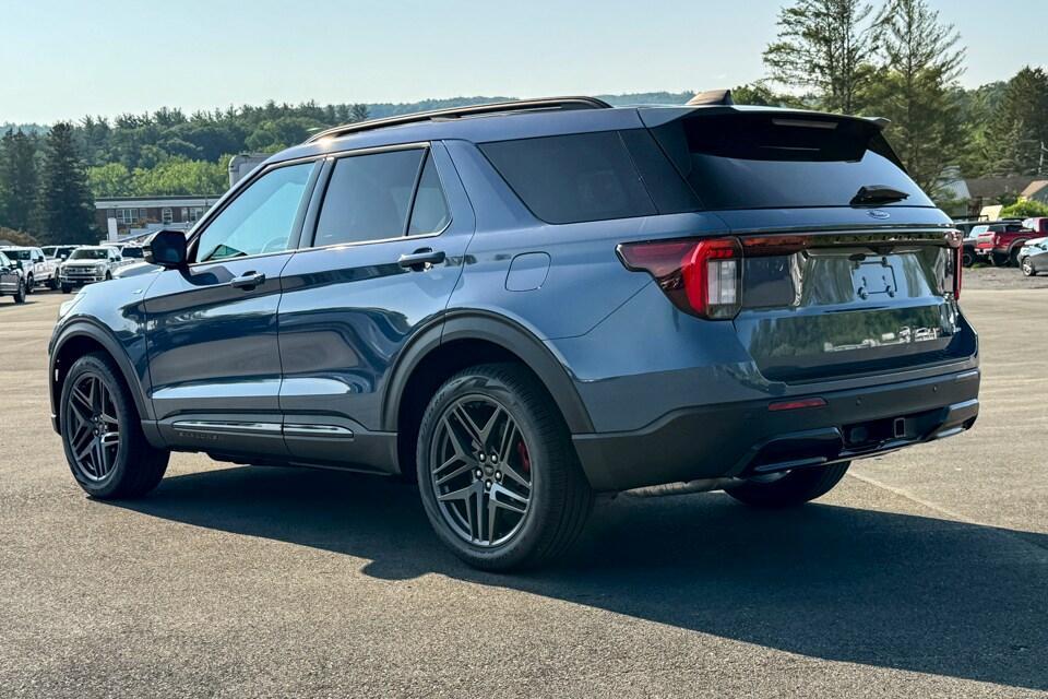 new 2025 Ford Explorer car, priced at $53,335