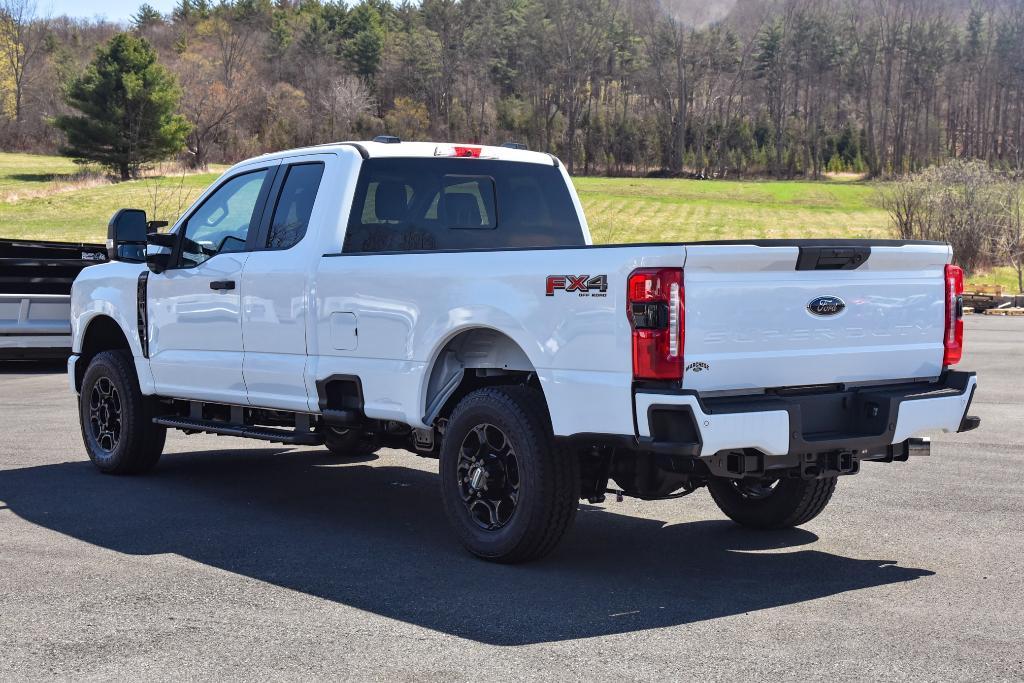 new 2025 Ford F-350 car, priced at $62,375