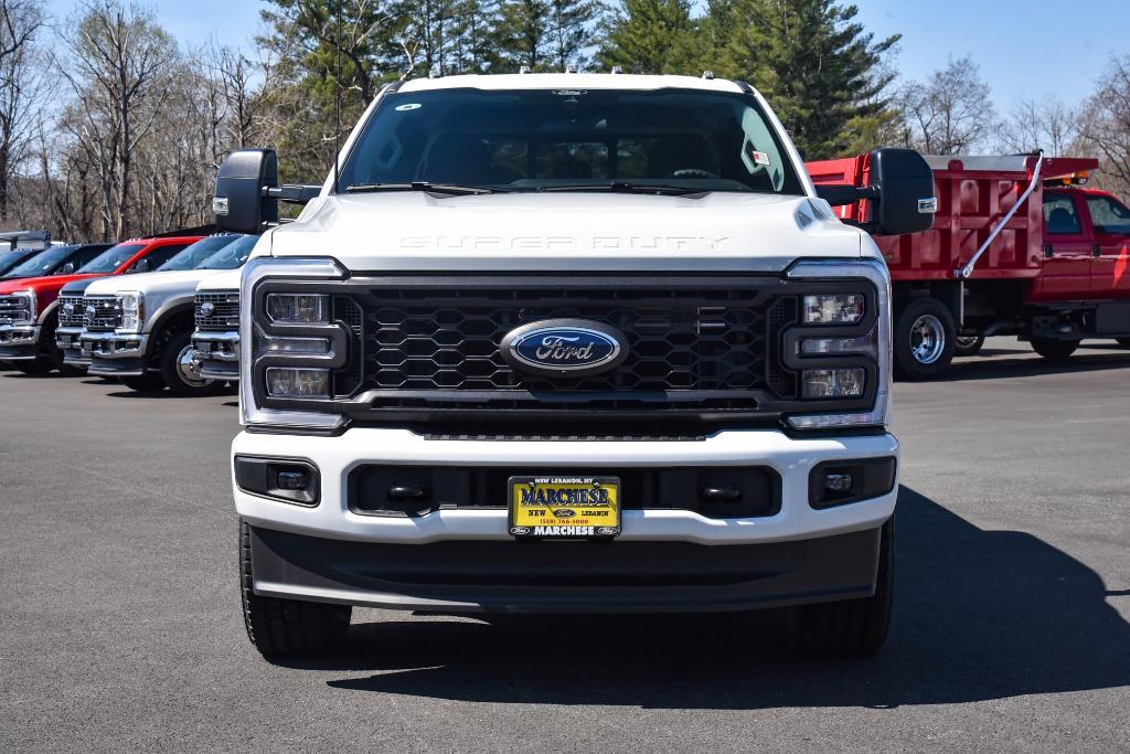 new 2025 Ford F-350 car, priced at $62,375