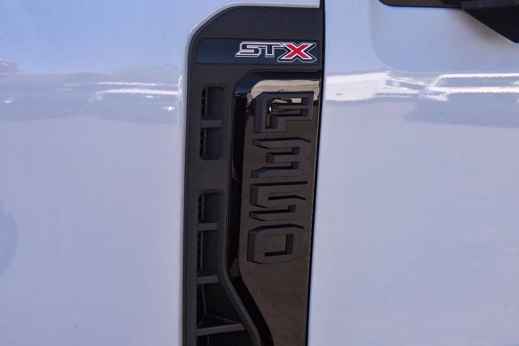 new 2025 Ford F-350 car, priced at $62,375