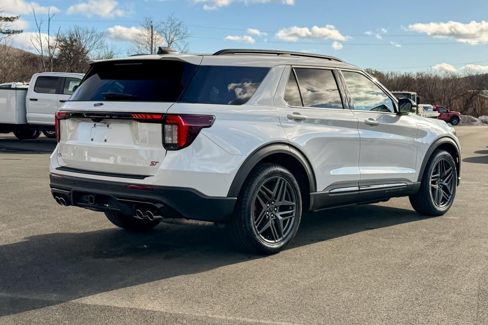 new 2025 Ford Explorer car, priced at $57,468