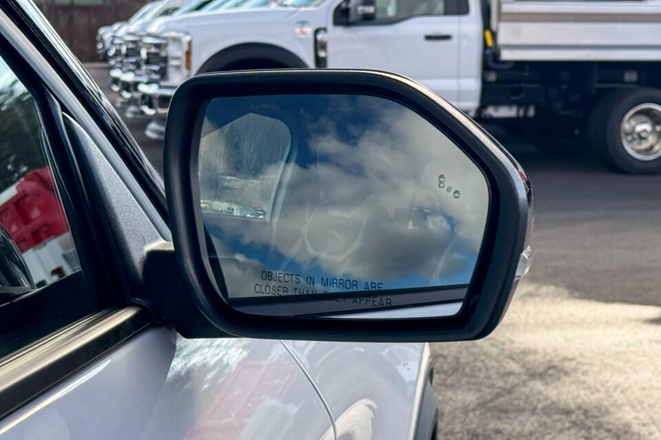 new 2025 Ford Explorer car, priced at $57,468